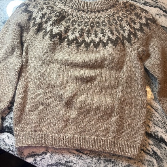 🔻🔻REDUCED🔻🔻Handmade knit sweater ! never worn - Picture 3 of 5